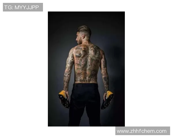 欧美纹身足球明星男士的个性魅力与时尚风格探讨